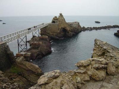 Photo : Pays basque, rocher de la vierge