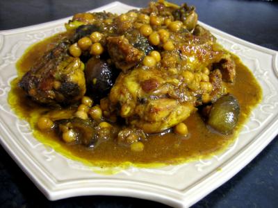 Cuisine marocaine : Assiette de poulet aux figues et miel