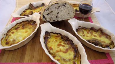 Plat en sauce : Cassolettes de côtes de porc "Avesnoise" du Nord
