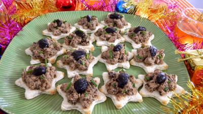 pain de mie : Assiette de canapés au thon