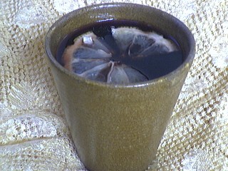 vin rouge : Verre de vin chaud aux épices