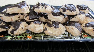 noix de coco : Plateau de rochers à la noix de coco et chocolat