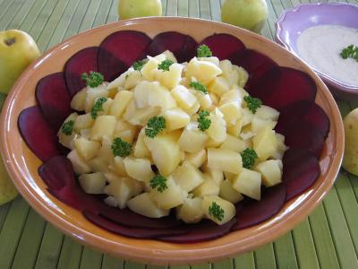 entrée à base de fruits : Saladier de betterave en salade