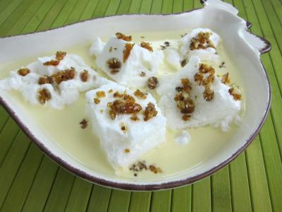 Au micro-ondes : Saladier d'une ile flottante à la vanille