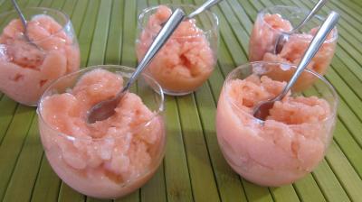 Desserts : Verrines de granités aux nectarines et à la pêche